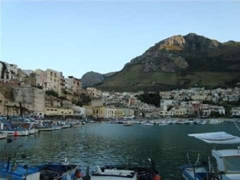 CASTELLAMMARE DEL GOLFO, PRESENTATO IL NUOVO SEGRETARIO COMUNALE