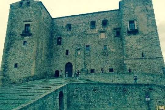 IL TESCHIO DI SANT`ANNA NEL CASTELLO
