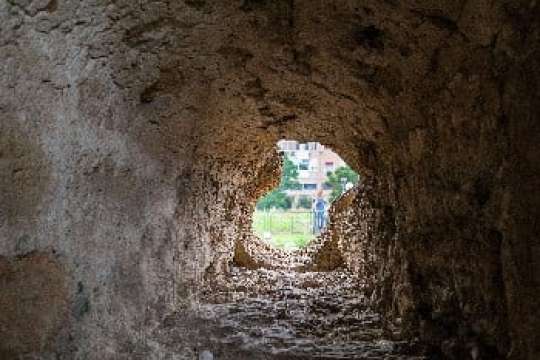 IL CASTELLO A MARE CON LA VIA DEI TESORI A PALERMO